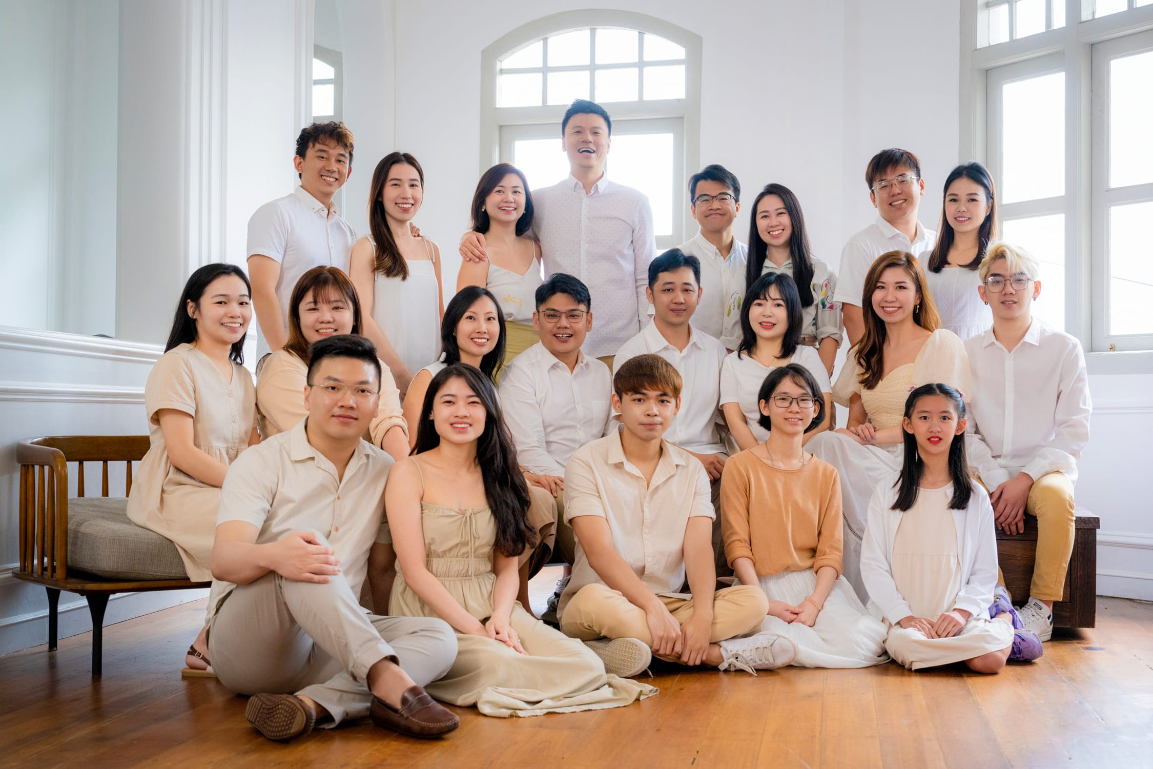Singapore’s Family Photoshoot: Timeless Portraits Of Endearing Bonds